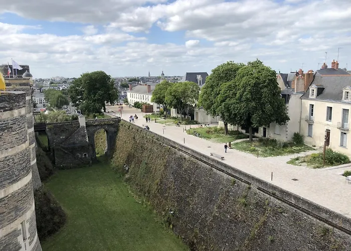 Maison Bout Du Monde Château Hyper Centre Appartement